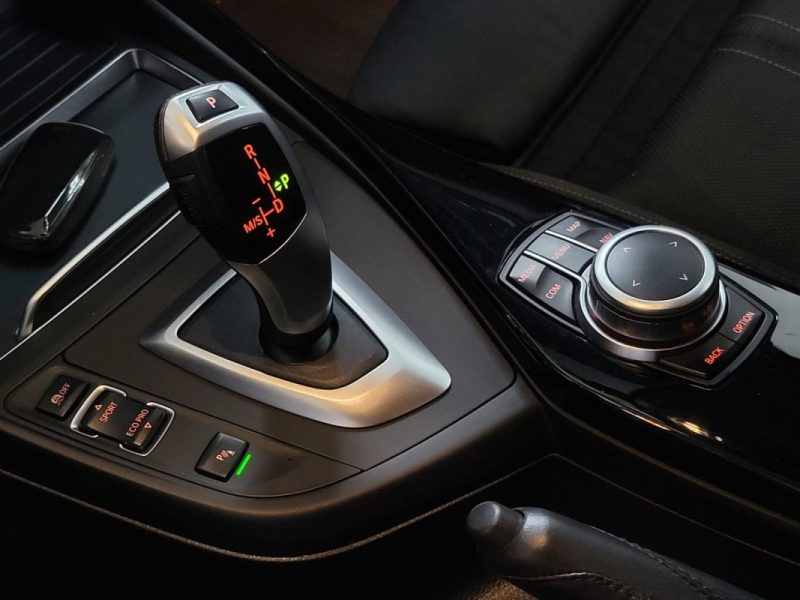 BMW SERIE 1 (F20) LCI 116d 116cv Business Boîte Auto