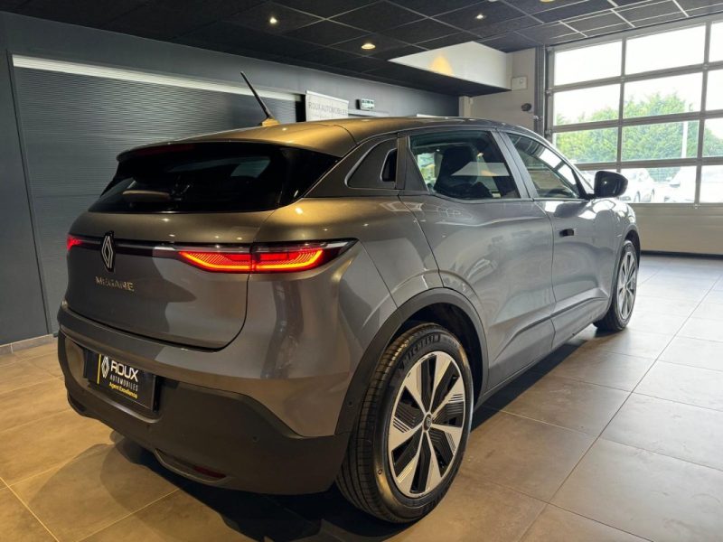 RENAULT MEGANE E-TECH ELECTRIC 2022