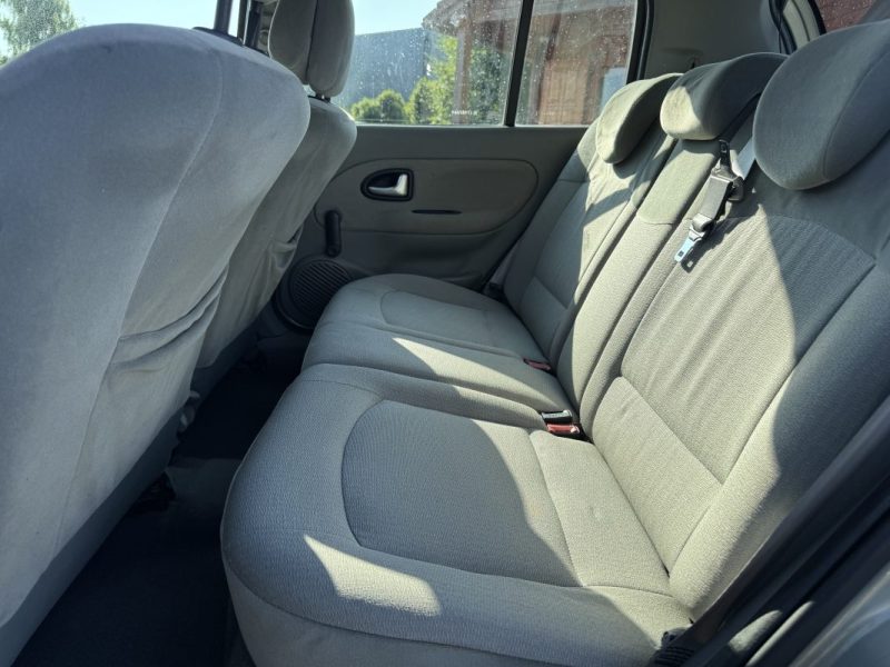 RENAULT CLIO II 1.4L i 16V 98cv EXPRESSION / Révisée&Garantie