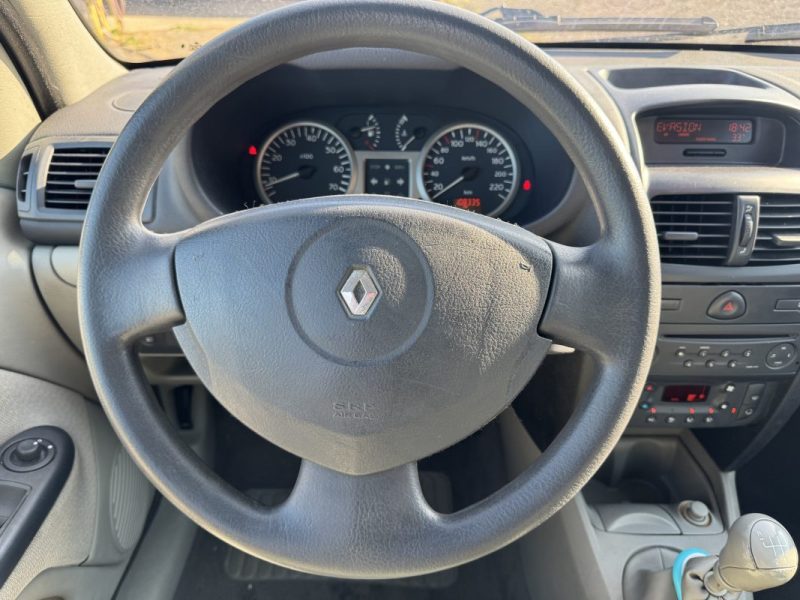 RENAULT CLIO II 1.4L i 16V 98cv EXPRESSION / Révisée&Garantie