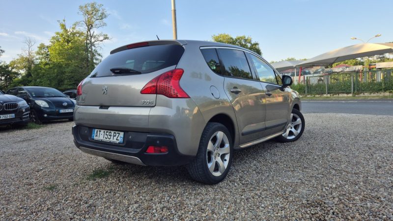 PEUGEOT 3008 2010
