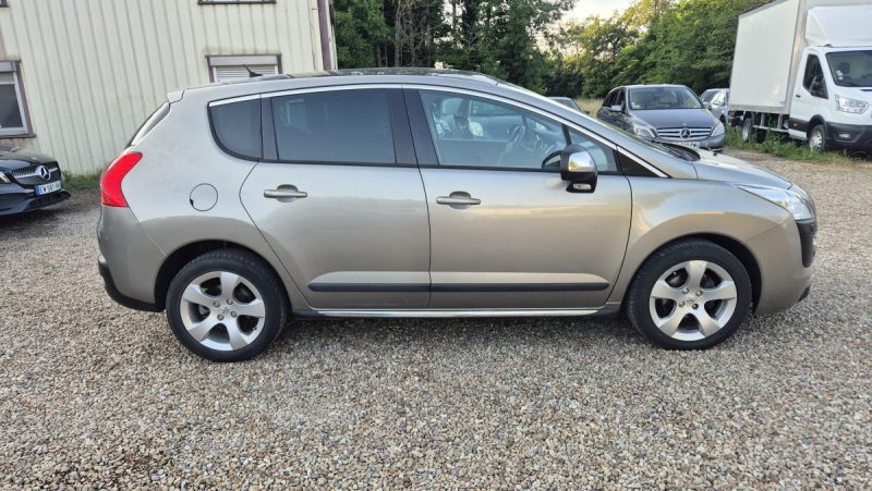 PEUGEOT 3008 2010
