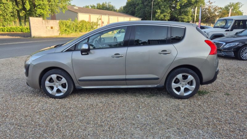 PEUGEOT 3008 2010