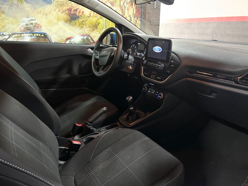 FORD Fiesta 1.5 TDCi 2 PLACES TVA RECUPERABLE 