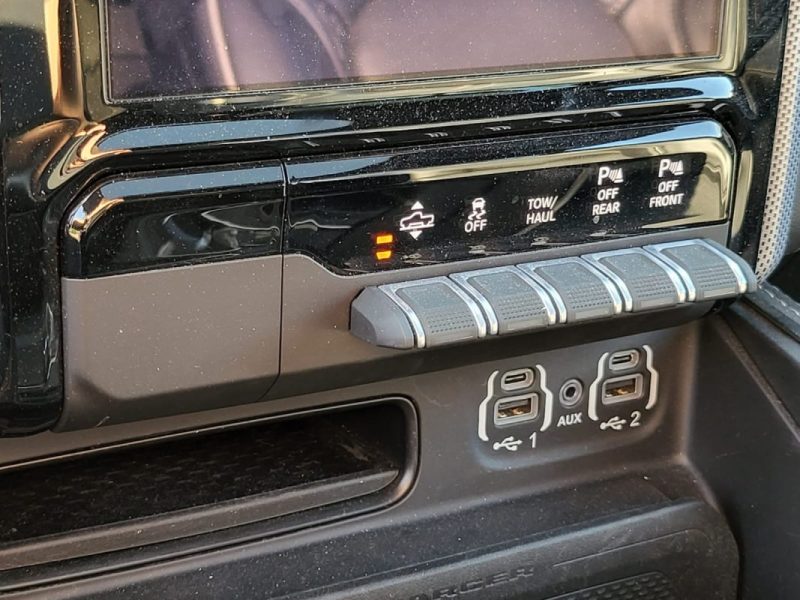 DODGE RAM 1500 Double Cabine 5.7 V8 HEMI 395cv Limited Night Edition 4X4