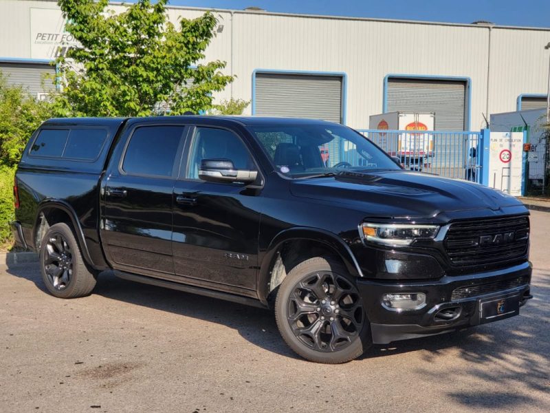 DODGE RAM 1500 Double Cabine 5.7 V8 HEMI 395cv Limited Night Edition 4X4