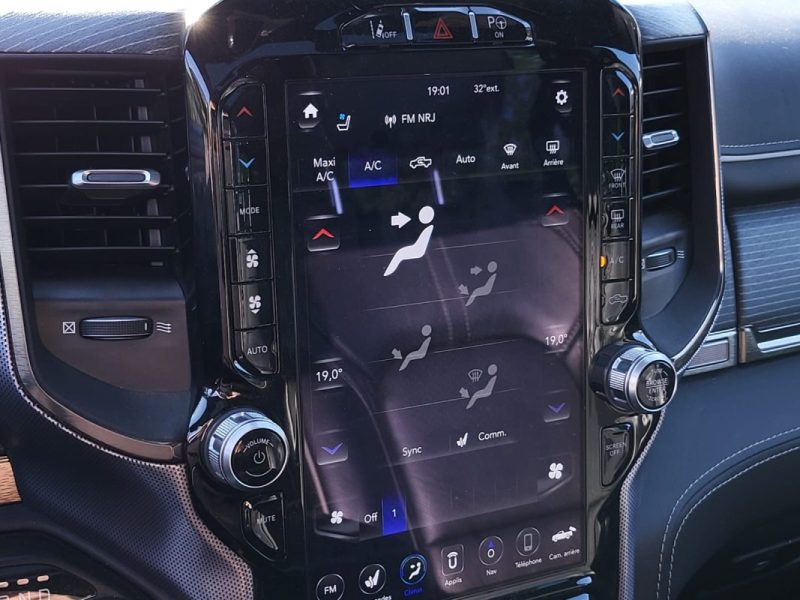 DODGE RAM 1500 Double Cabine 5.7 V8 HEMI 395cv Limited Night Edition 4X4