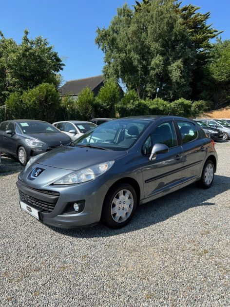 PEUGEOT 207 2010
