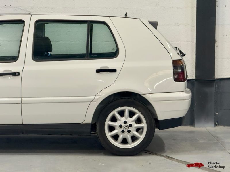 VOLKSWAGEN GOLF 1997