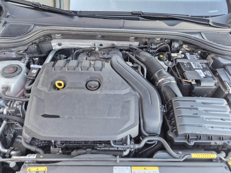 VOLKSWAGEN GOLF 2022