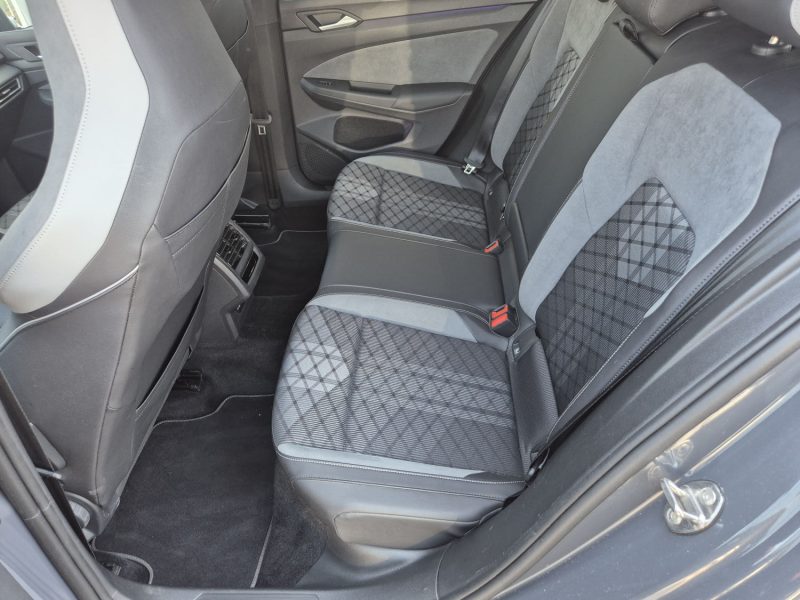 VOLKSWAGEN GOLF 2022