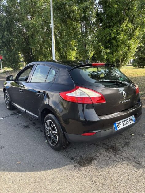 RENAULT MEGANE 2010