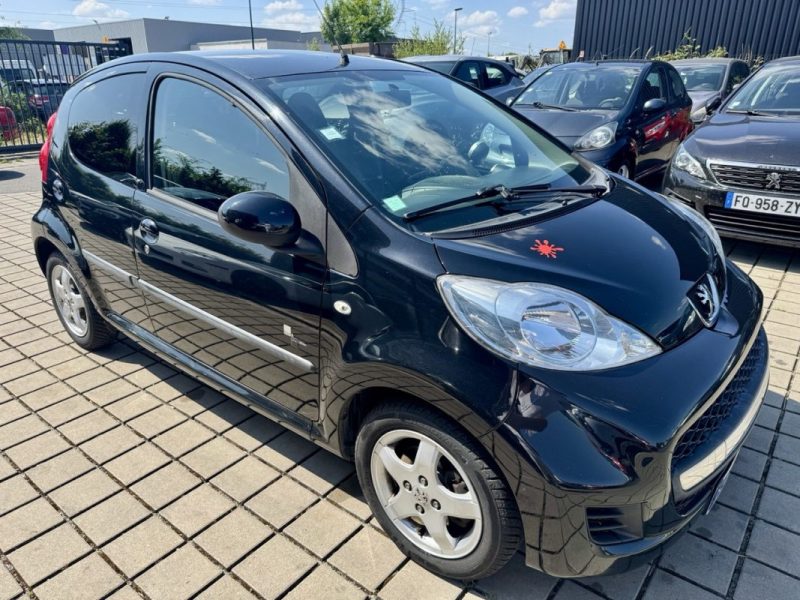 PEUGEOT 107 107 1.0E 12V 68CH BLUE LION BLACK & SILVER