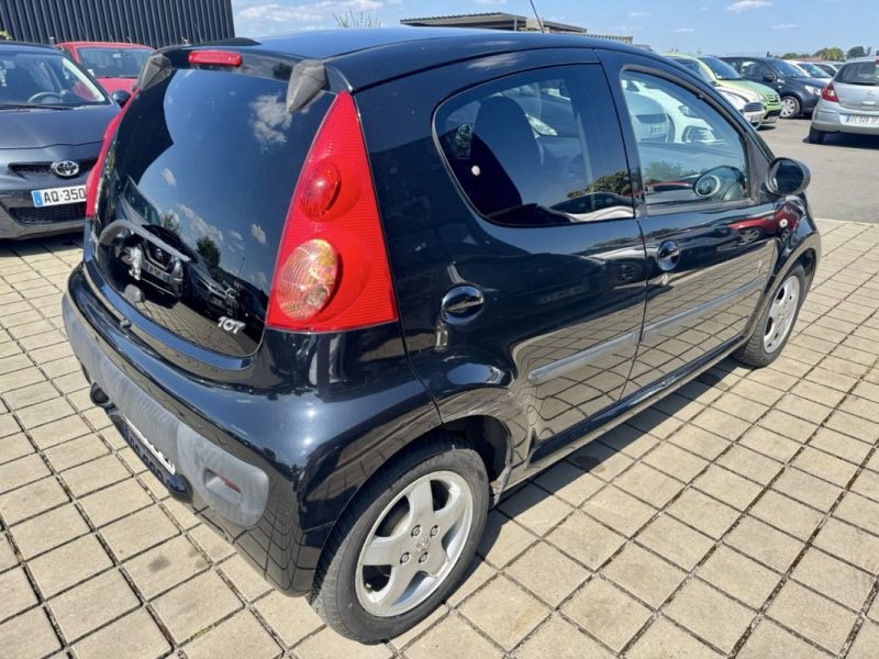 PEUGEOT 107 107 1.0E 12V 68CH BLUE LION BLACK & SILVER