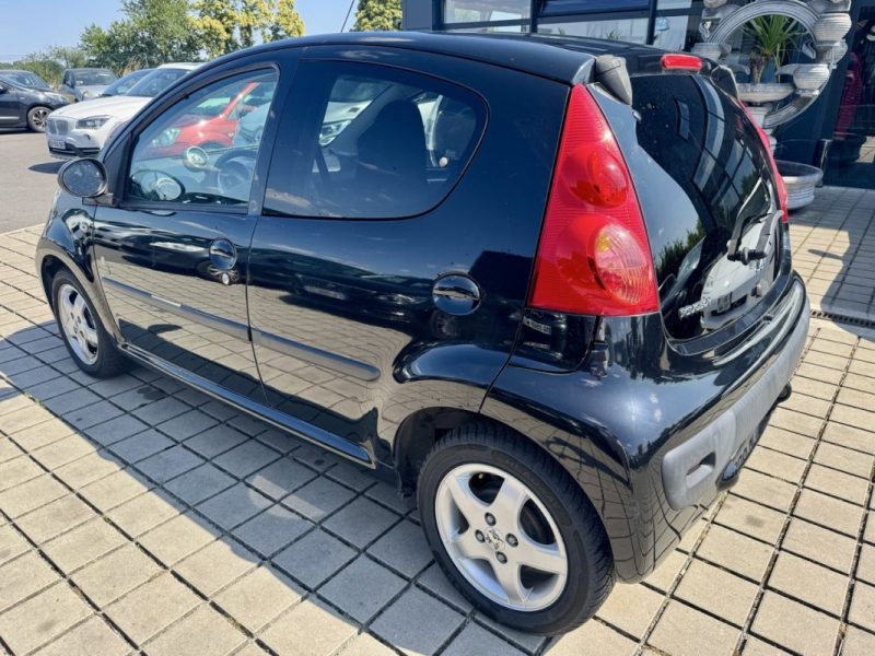 PEUGEOT 107 107 1.0E 12V 68CH BLUE LION BLACK & SILVER