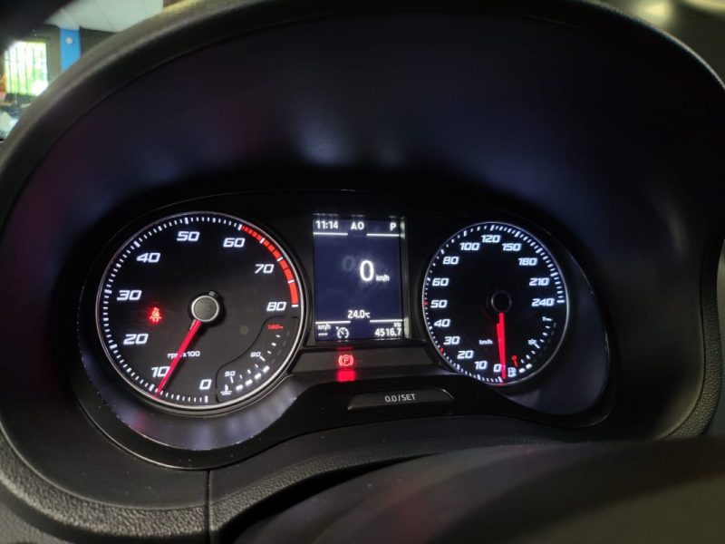 SEAT IBIZA 1.0 TSI 110CV FR DSG 7 / TOIT OUVRANT + CARPLAY + 1ER MAIN /