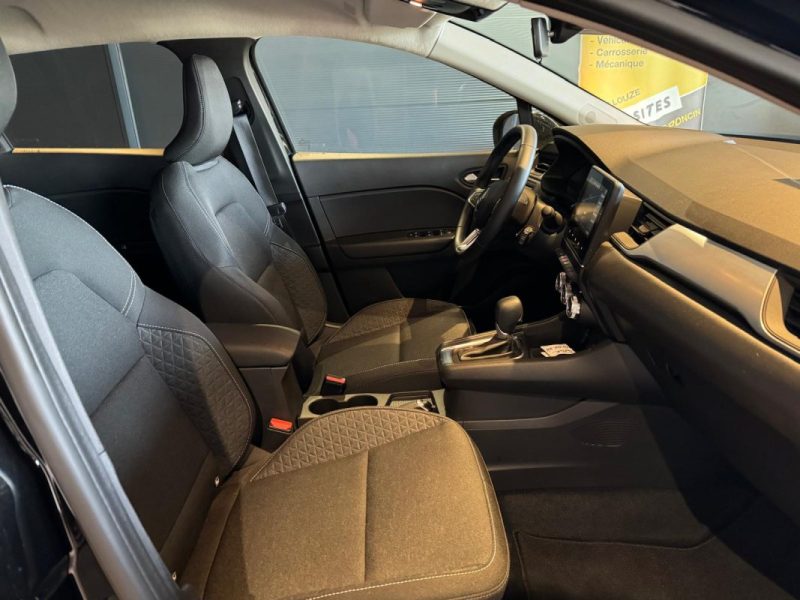 RENAULT CAPTUR  2024