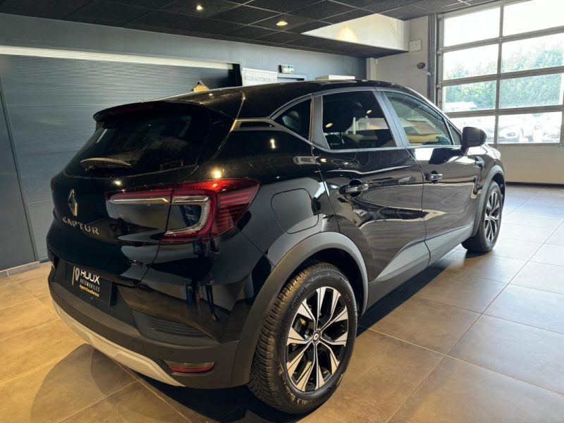 RENAULT CAPTUR  2024