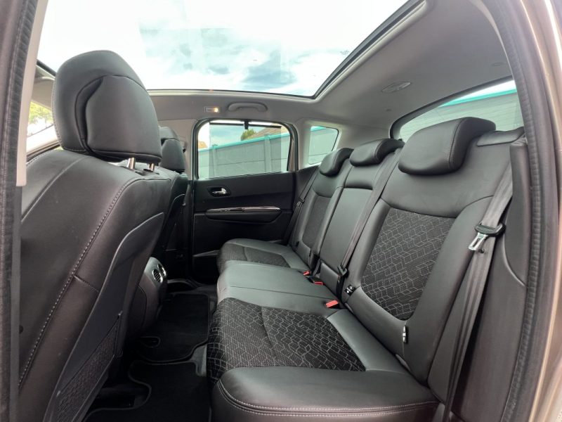 PEUGEOT 3008 PHASE 2 ALLURE 1.2 130 Cv ECRAN GPS CAMERA RECUL TOIT PANO CRIT AIR 1 - GARANTIE 1 AN