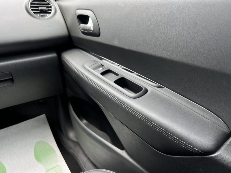 PEUGEOT 3008 PHASE 2 ALLURE 1.2 130 Cv ECRAN GPS CAMERA RECUL TOIT PANO CRIT AIR 1 - GARANTIE 1 AN