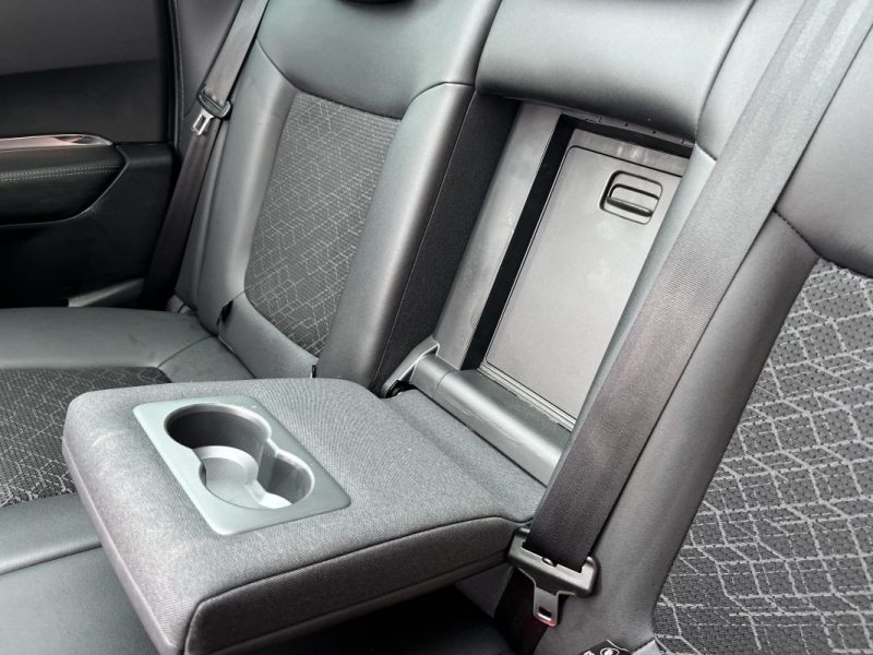 PEUGEOT 3008 PHASE 2 ALLURE 1.2 130 Cv ECRAN GPS CAMERA RECUL TOIT PANO CRIT AIR 1 - GARANTIE 1 AN