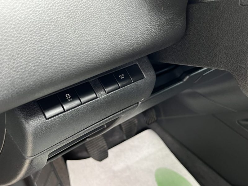 PEUGEOT 3008 PHASE 2 ALLURE 1.2 130 Cv ECRAN GPS CAMERA RECUL TOIT PANO CRIT AIR 1 - GARANTIE 1 AN