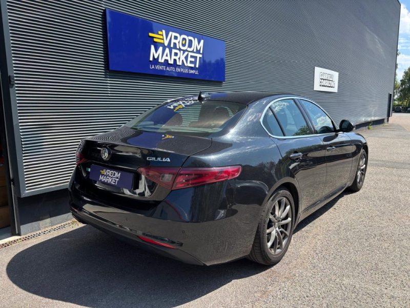 ALFA ROMEO GIULIA 2.2 JTD AT8 136cv SUPER