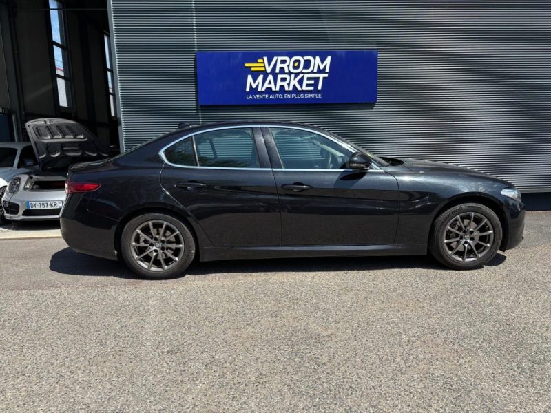 ALFA ROMEO GIULIA 2.2 JTD AT8 136cv SUPER