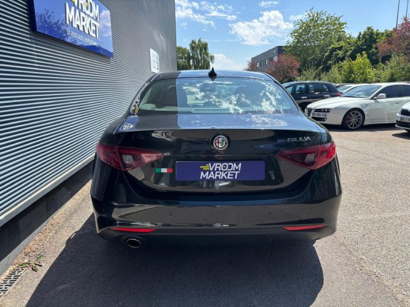 ALFA ROMEO GIULIA 2.2 JTD AT8 136cv SUPER