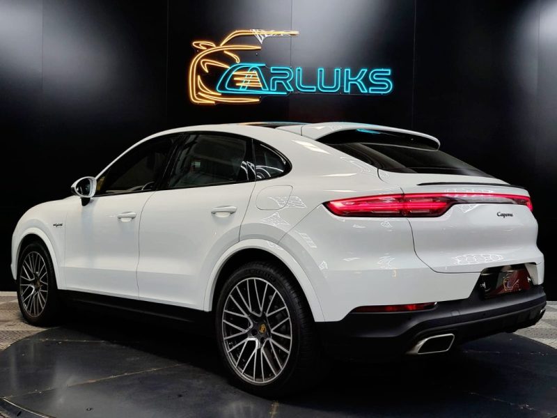 PORSCHE CAYENNE COUPE E-Hybrid 462cv AWD Boîte Auto