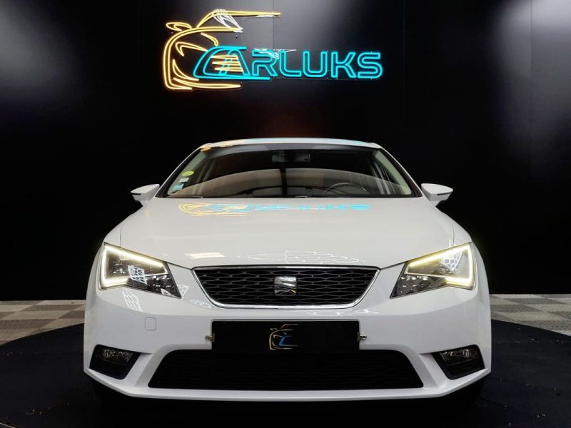 SEAT LEON III 1.6 TDI 105cv Style BVM5 / FAIBLE KILOMETRAGE
