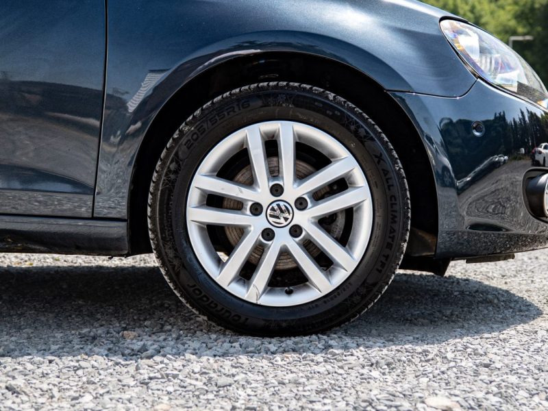 VOLKSWAGEN GOLF 2012