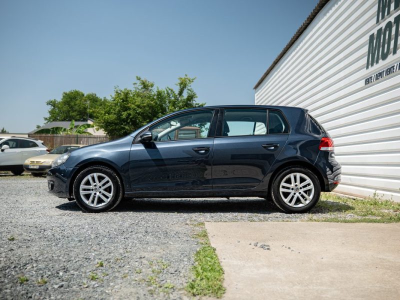 VOLKSWAGEN GOLF 2012