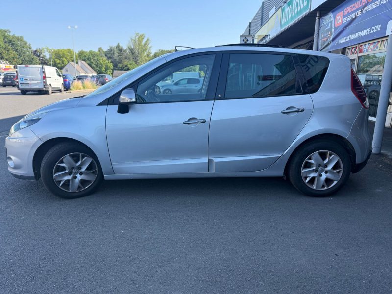 RENAULT MEGANE SCENIC 2011