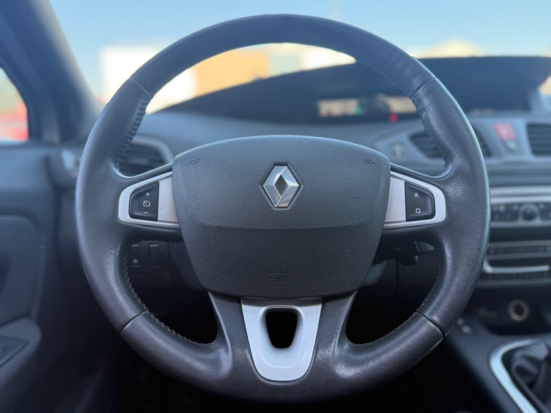 RENAULT MEGANE SCENIC 2011