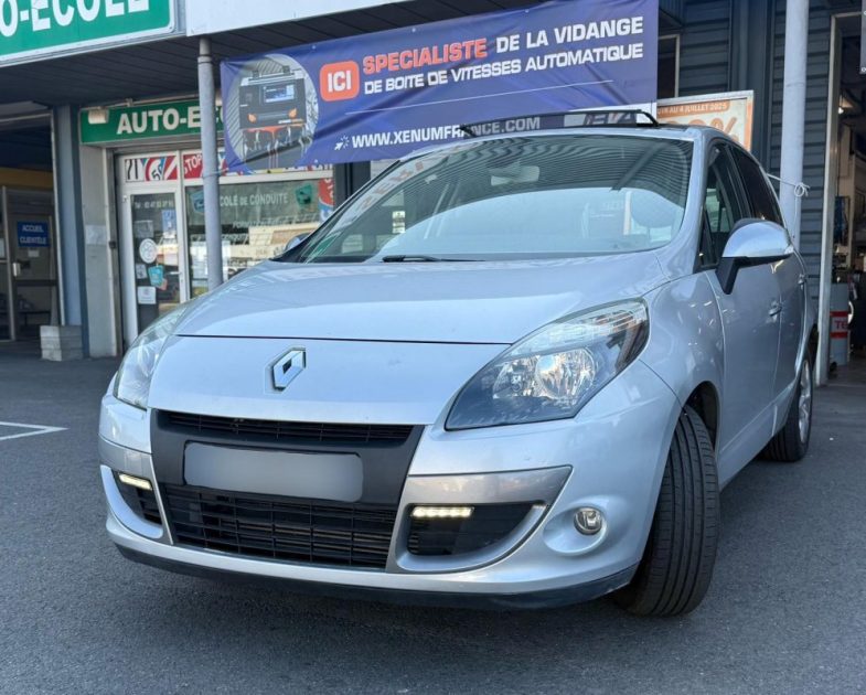 RENAULT MEGANE SCENIC 2011