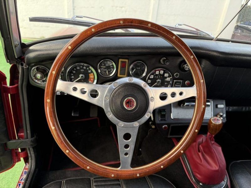 MG MIDJET MK3 1300 CC / RESTAURATION COMPLETE