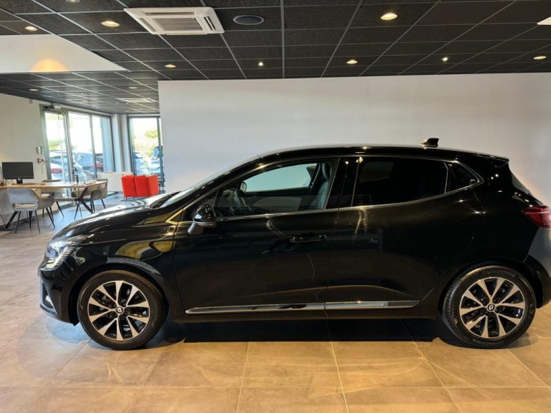 RENAULT CLIO 2023