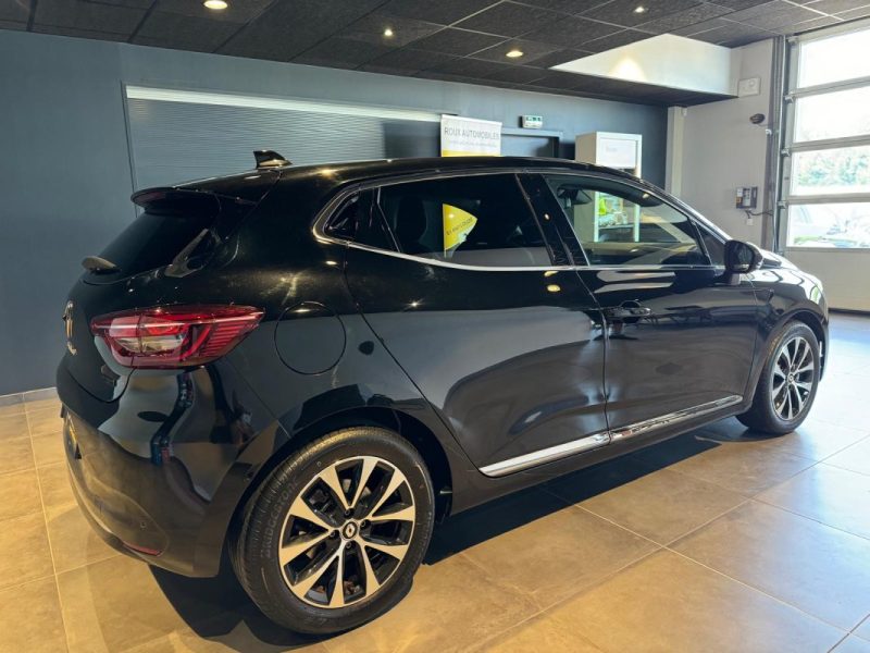 RENAULT CLIO 2023