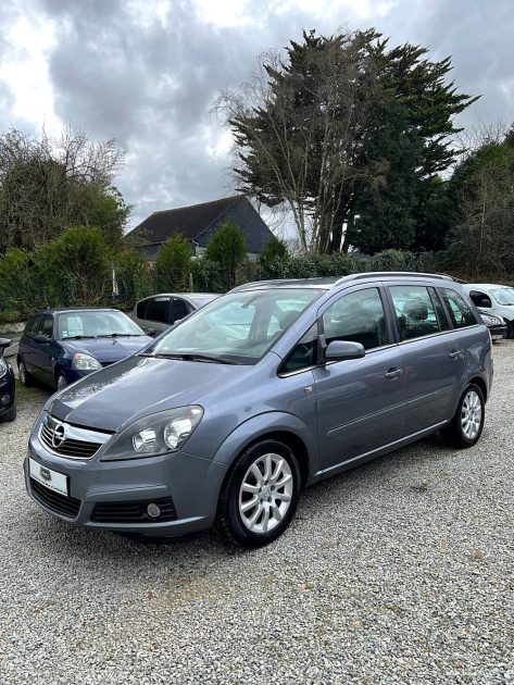 OPEL ZAFIRA 2005