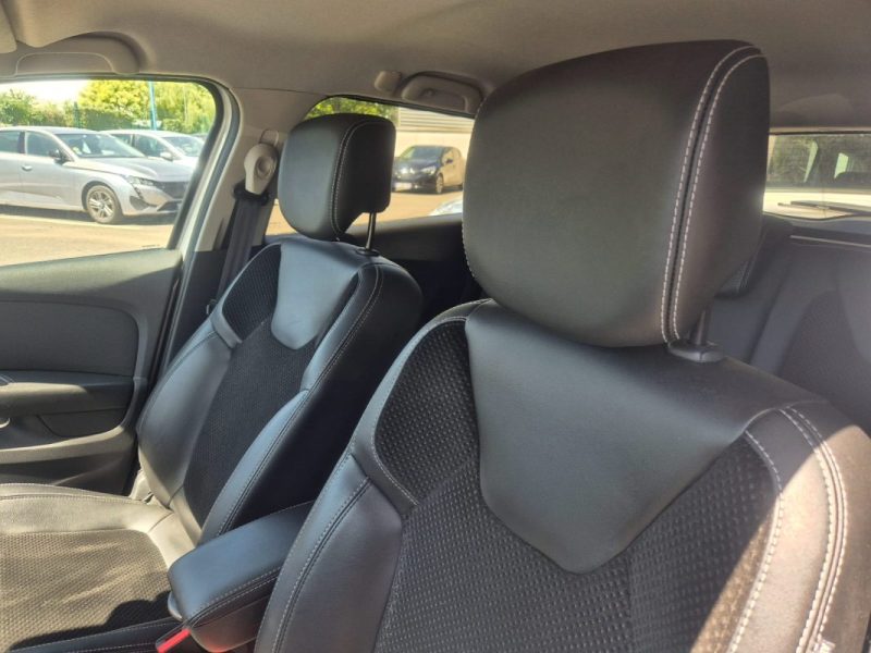 RENAULT CLIO ESTATE  2018