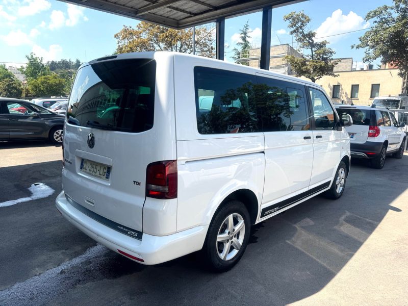 VOLKSWAGEN MULTIVAN 2012