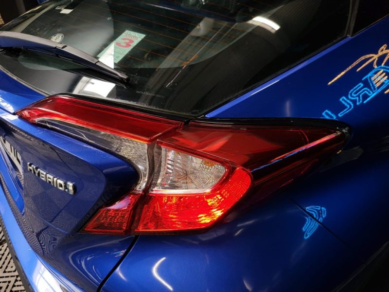 TOYOTA C-HR 1.8 122H DYNAMIC / CAMERA DE RECUL / SUIVI TOYOTA