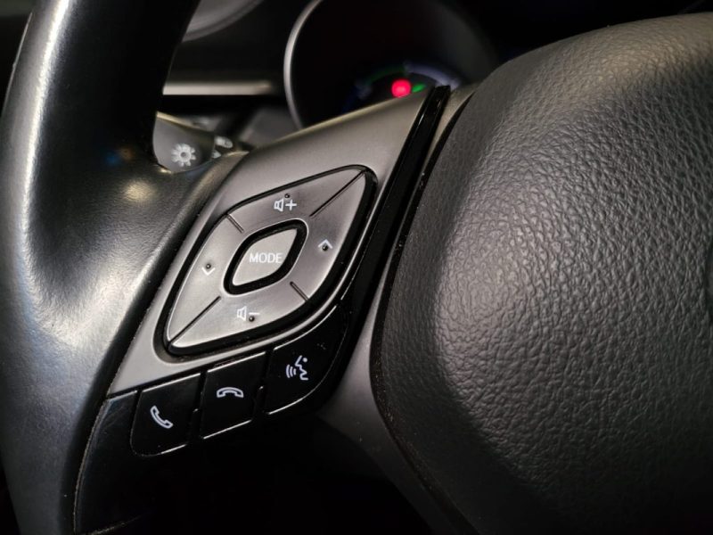 TOYOTA C-HR 1.8 122H DYNAMIC / CAMERA DE RECUL / SUIVI TOYOTA