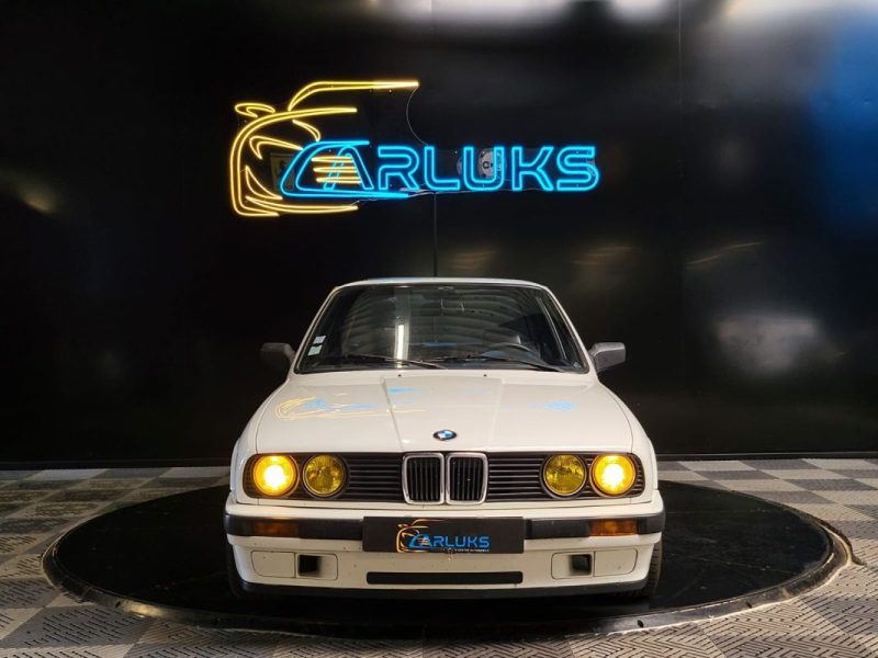 BMW SERIE 3 E30 325i 170cv COUPE / TOIT OUVRANT / CUIR CHAUFFANT / LIGNE PROWELD A CLAPET