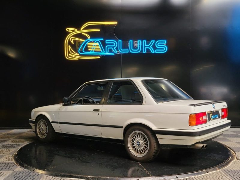 BMW SERIE 3 E30 325i 170cv COUPE / TOIT OUVRANT / CUIR CHAUFFANT / LIGNE PROWELD A CLAPET