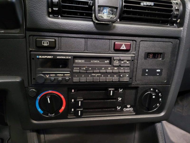 BMW SERIE 3 E30 325i 170cv COUPE / TOIT OUVRANT / CUIR CHAUFFANT / LIGNE PROWELD A CLAPET