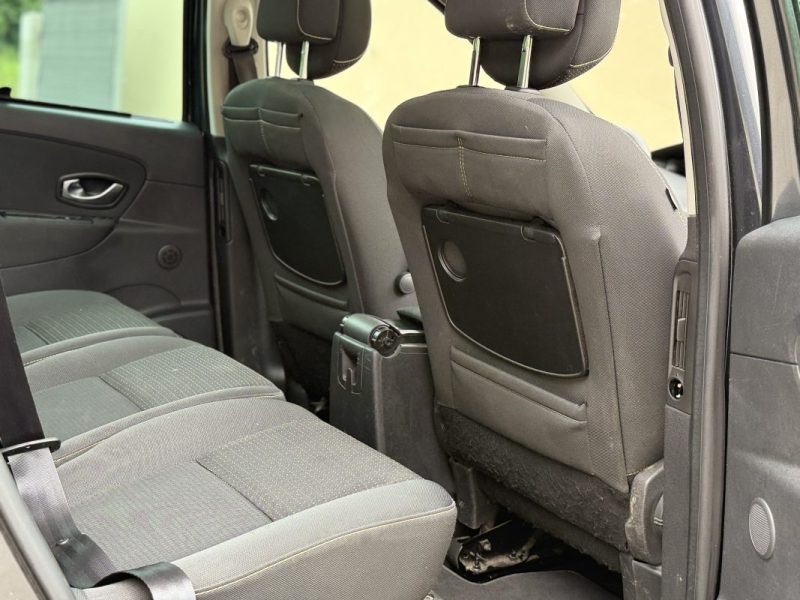 RENAULT MEGANE SCENIC III 2010