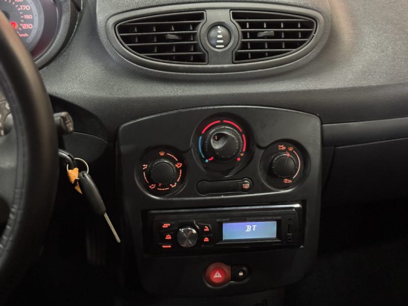 RENAULT CLIO 2008