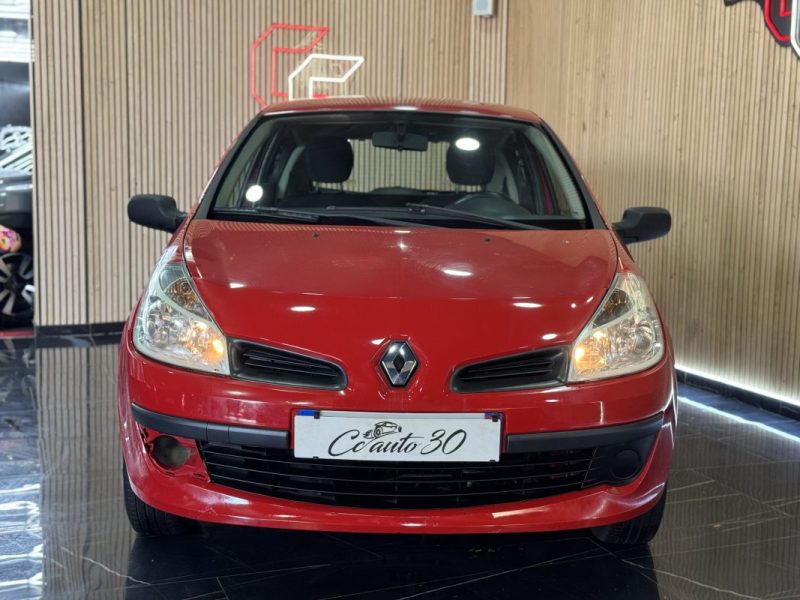 RENAULT CLIO 2008